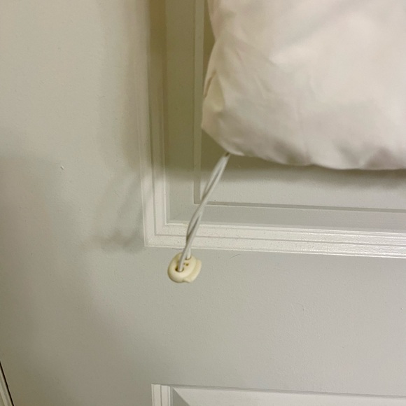 Cream Colored Puffer Vest - Picture 6 of 7